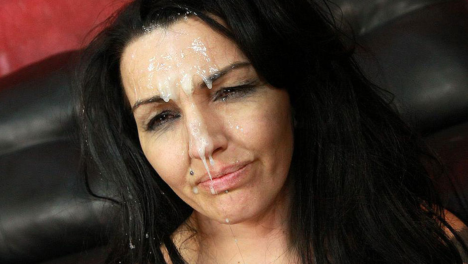 Face Fucking Kitty Cyberstar